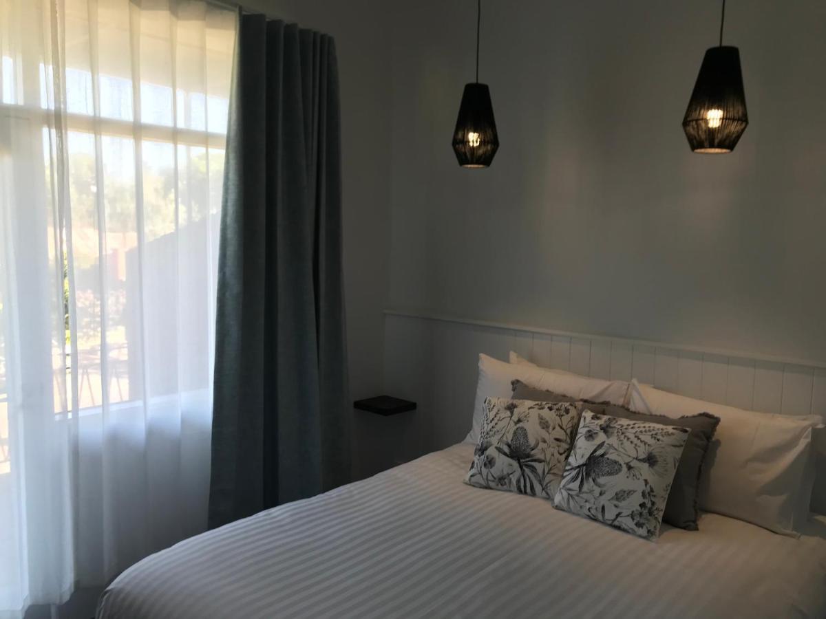 Myrtleford Hotel 外观 照片