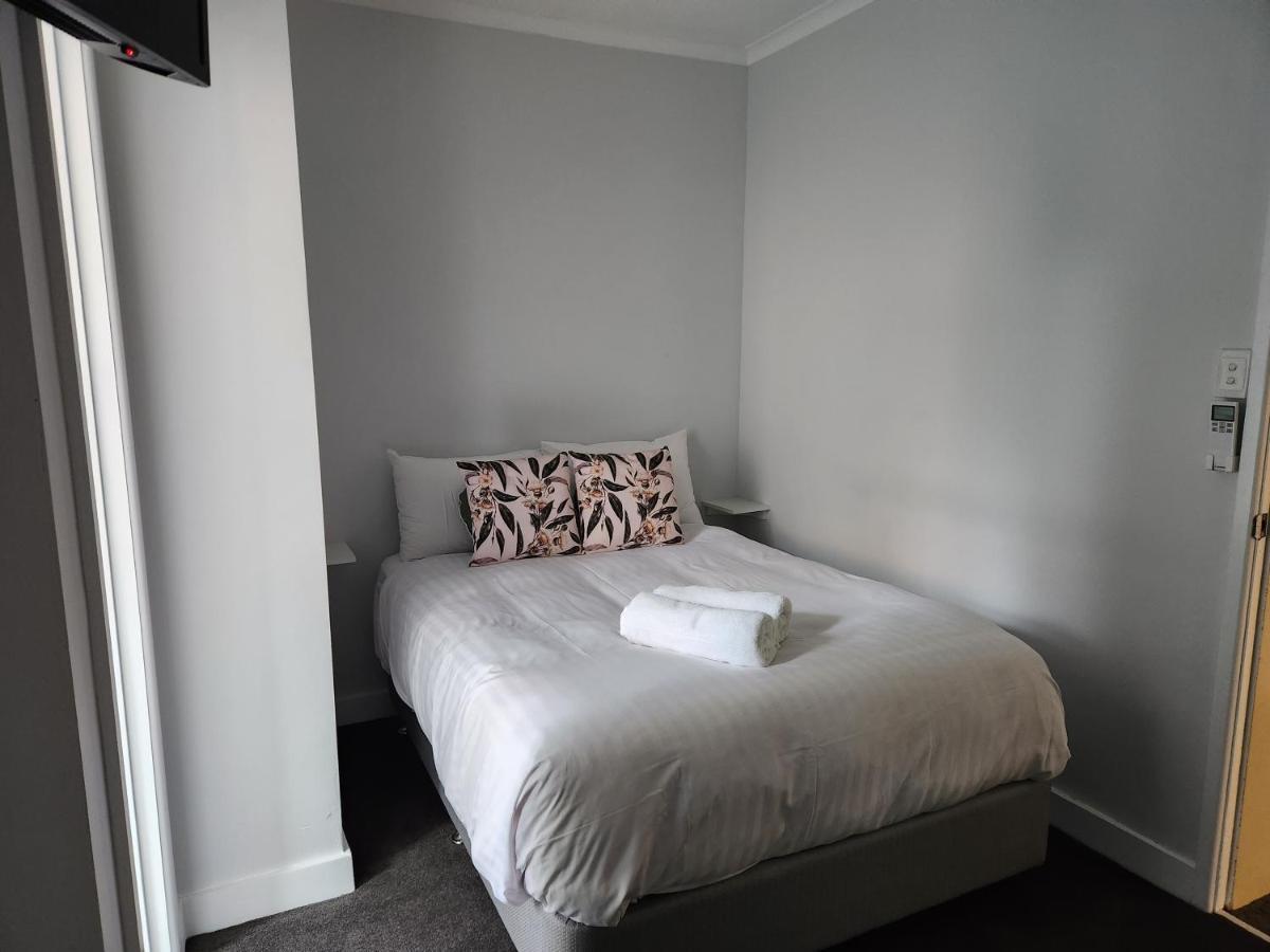 Myrtleford Hotel 外观 照片